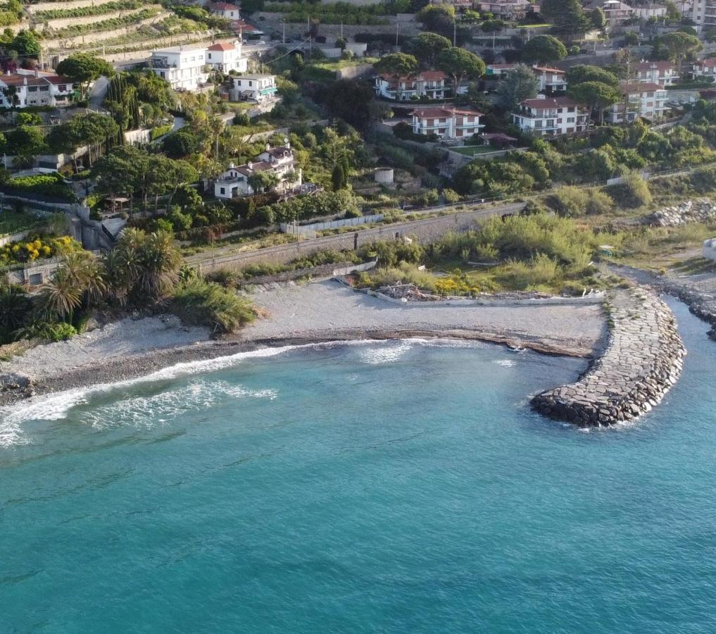 086 - Sunshine Home, 5 Minuti Dalla Spiaggia - Parcheggio Privato Gratis Incluso Ospedaletti Buitenkant foto